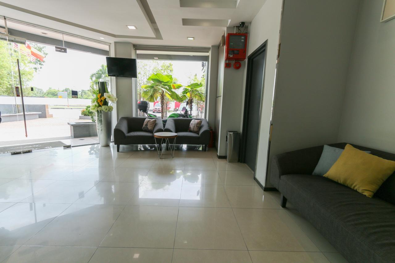 Hotel 99 Botanik Klang Exterior photo